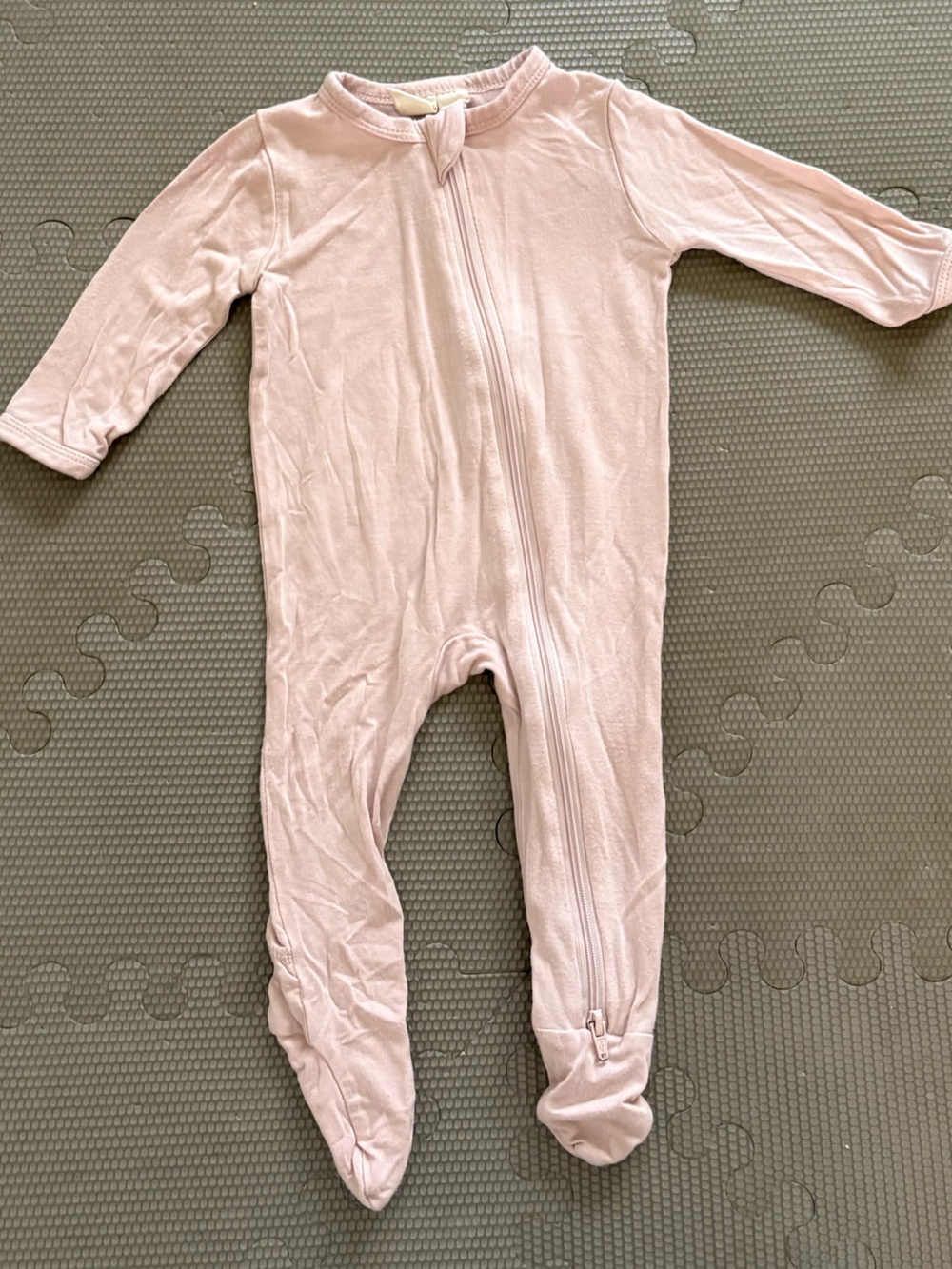 Kyte baby light pink sleeper onesie